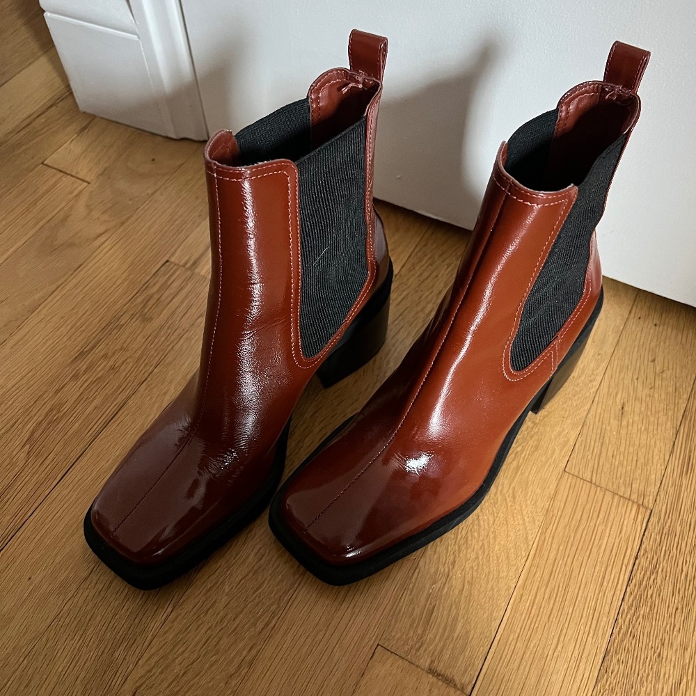 Square toe chunky heel boots size 8